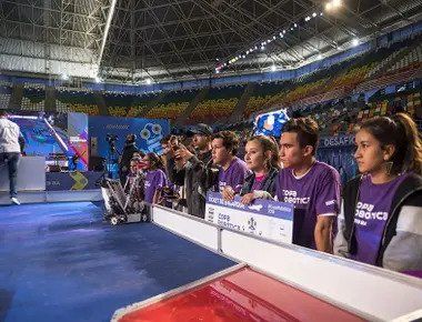 Equipos participando en la Copa Robótica